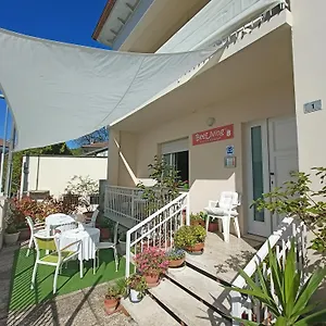 Beeliving Room&breakfast (adults Only) Riccione